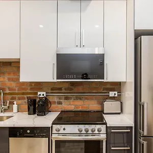 https://lofts-du-parc-lahaie.hotels-in-montreal.org